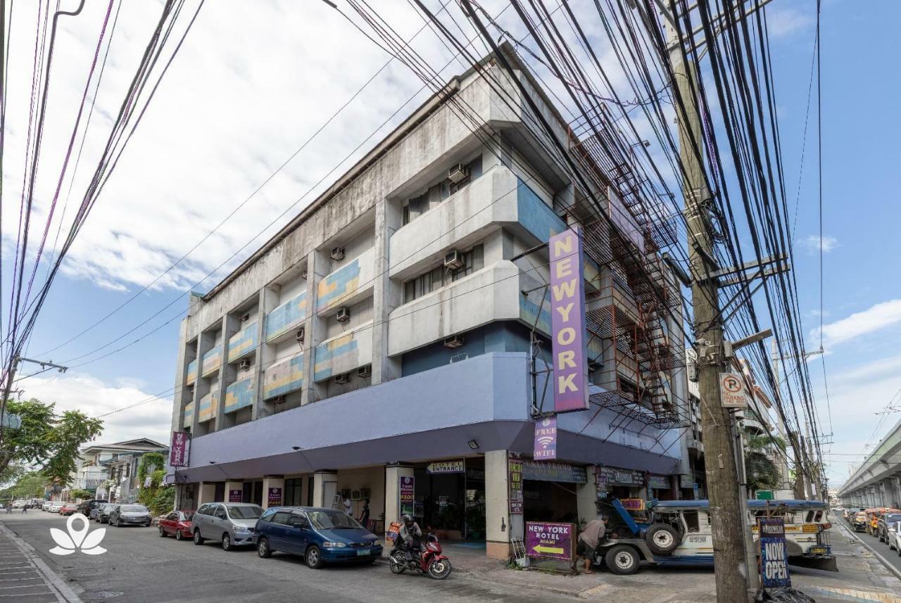 New York Hotel Miami Quezon City Exterior foto